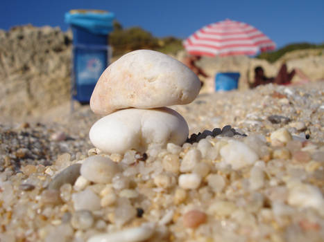 2 Stones on the Beach