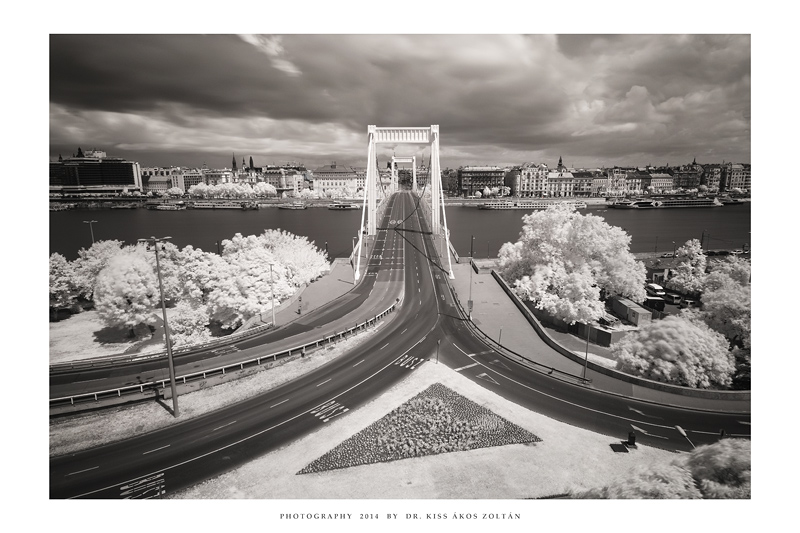 Budapest - IR XLIV (Budapest Noir)