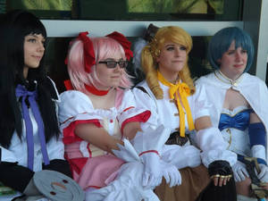 Madoka Magica Group Cosplay