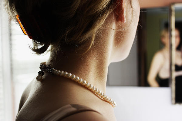 Jessica In Pearls by littlemissladybird on DeviantArt