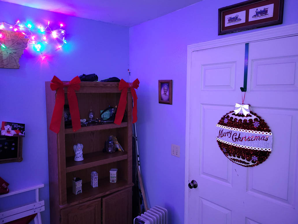 Surprise Gift on the 24th (3) by DanielArkansanEngine on DeviantArt