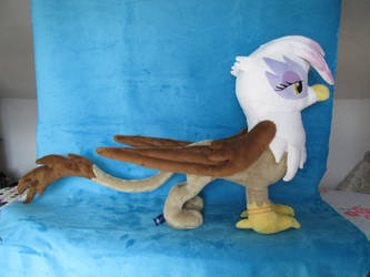 Gilda of Griffonstone Plushie! [SOLD]