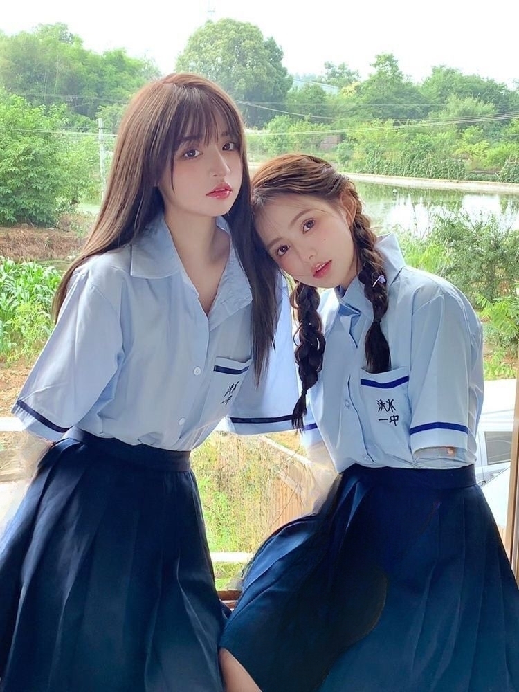 Armless girls by SAKURA-sunrize on DeviantArt