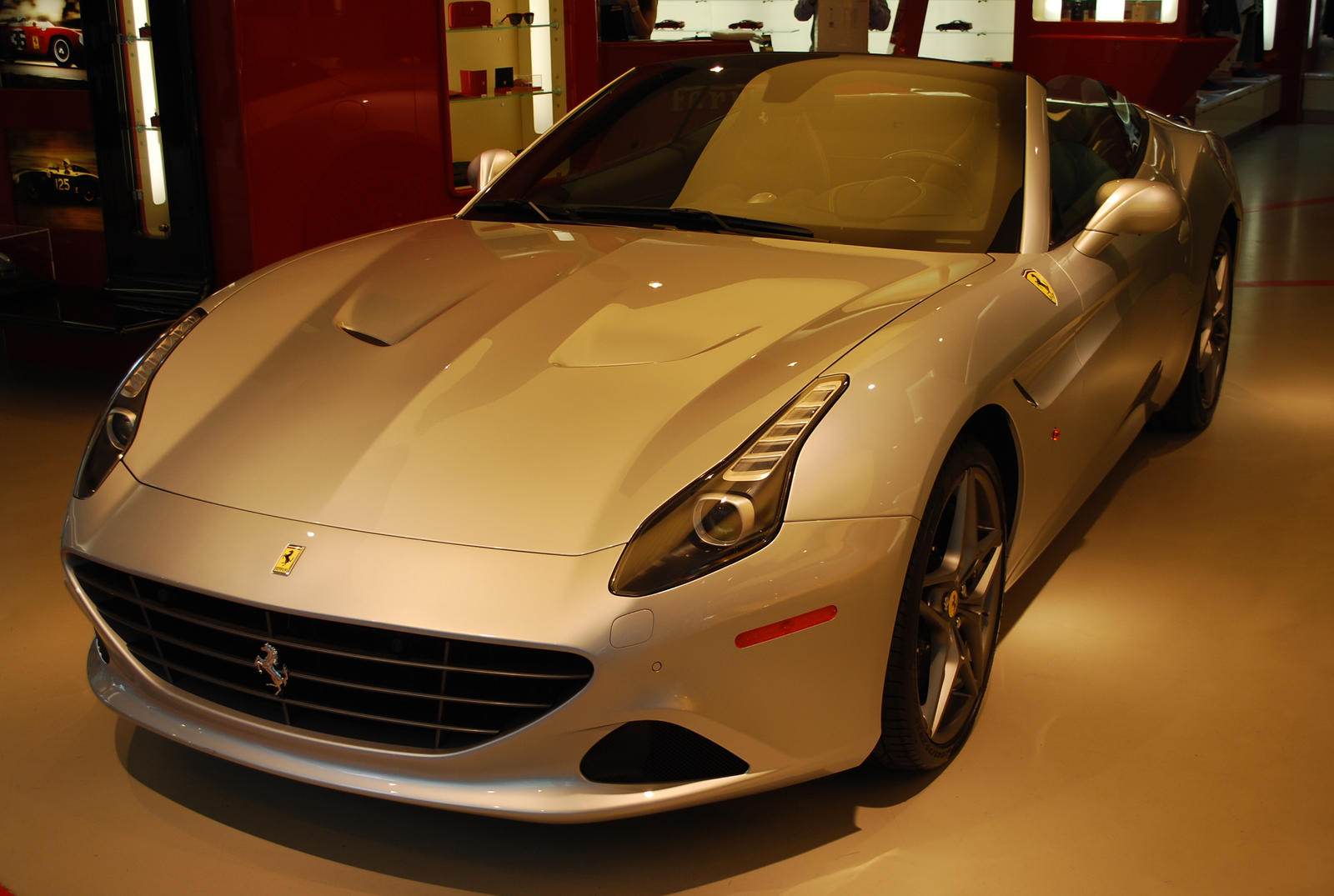 2017 FERRARI California T (I)