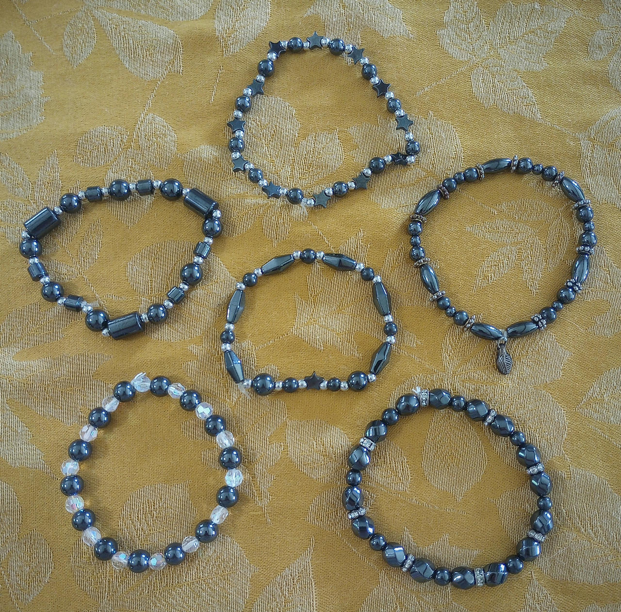 Black Magnetite Bracelets 1/4
