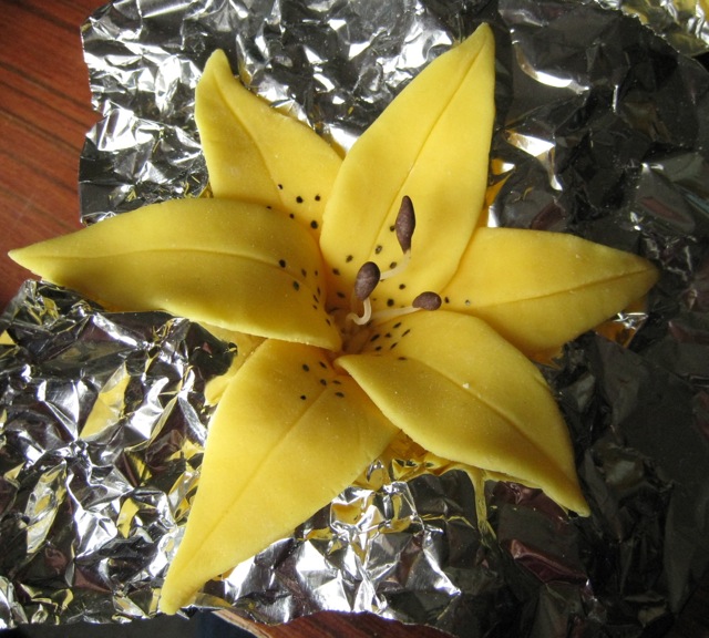 Yellow Fondant Lily