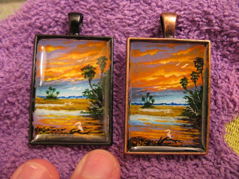 Miniature highwaymen style florida swamp pendents