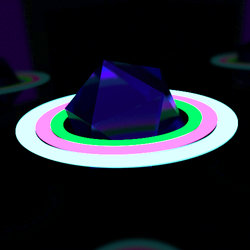 3 glow rings around glass icosohedron (animated)