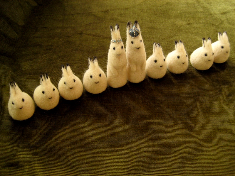 Needle felted chess pieces