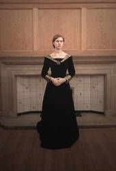 Elizabeth Woodville Costume Front