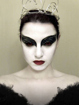 Black Swan Makeup