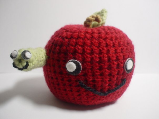 Crochet_AppleWorm