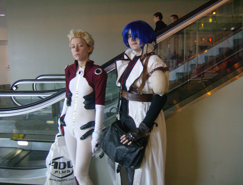 Otakon 2007: Knives, Legato by Rose-Vicious on DeviantArt