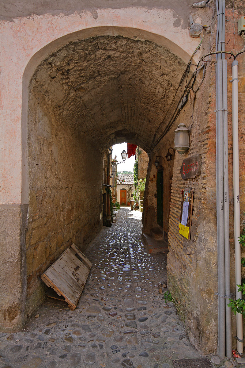 calcata italy