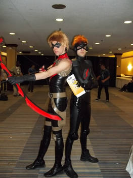 young justice -red arrow and kid flash