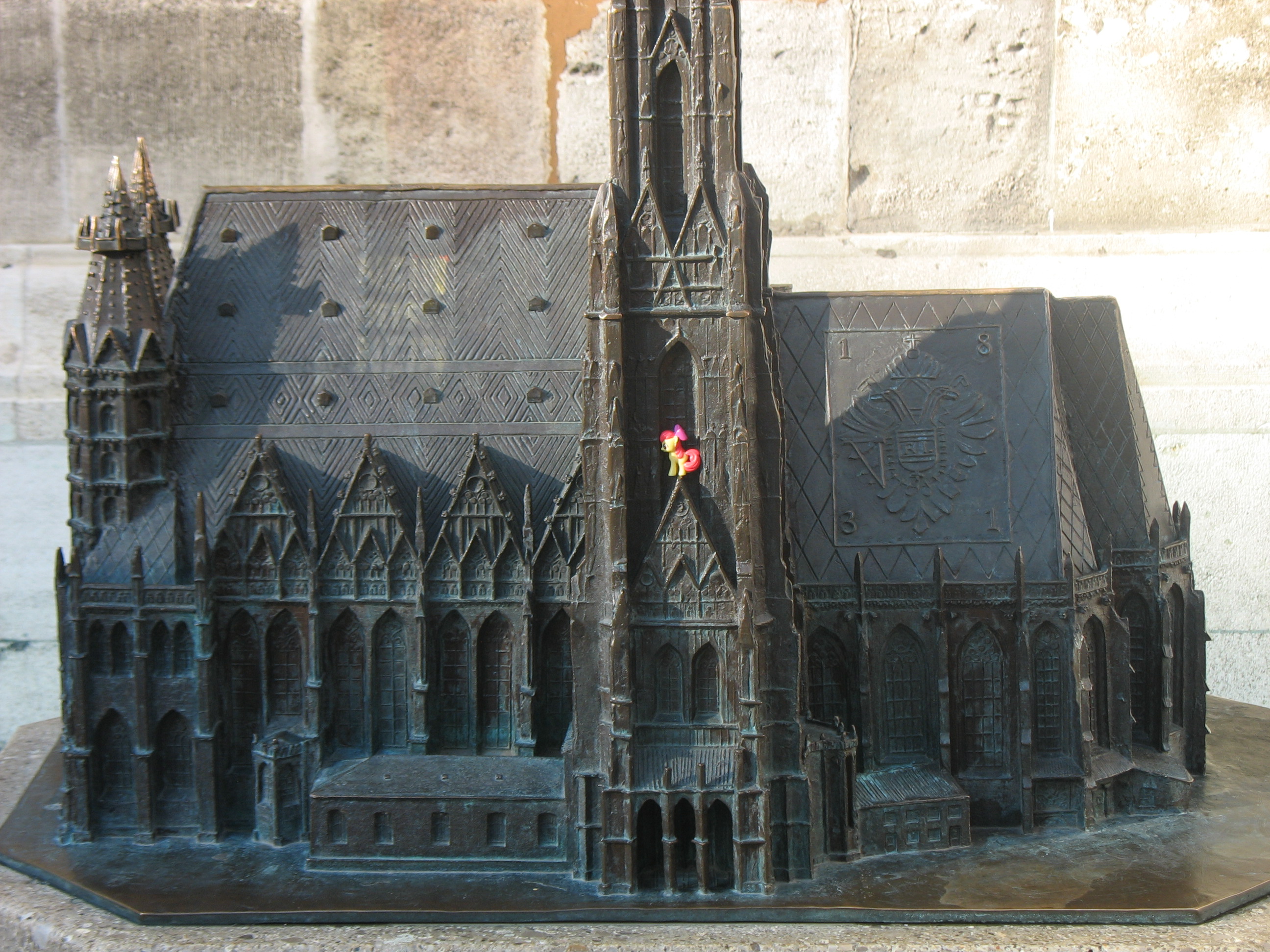 Applebloom on the St. Stephans Cathedral model