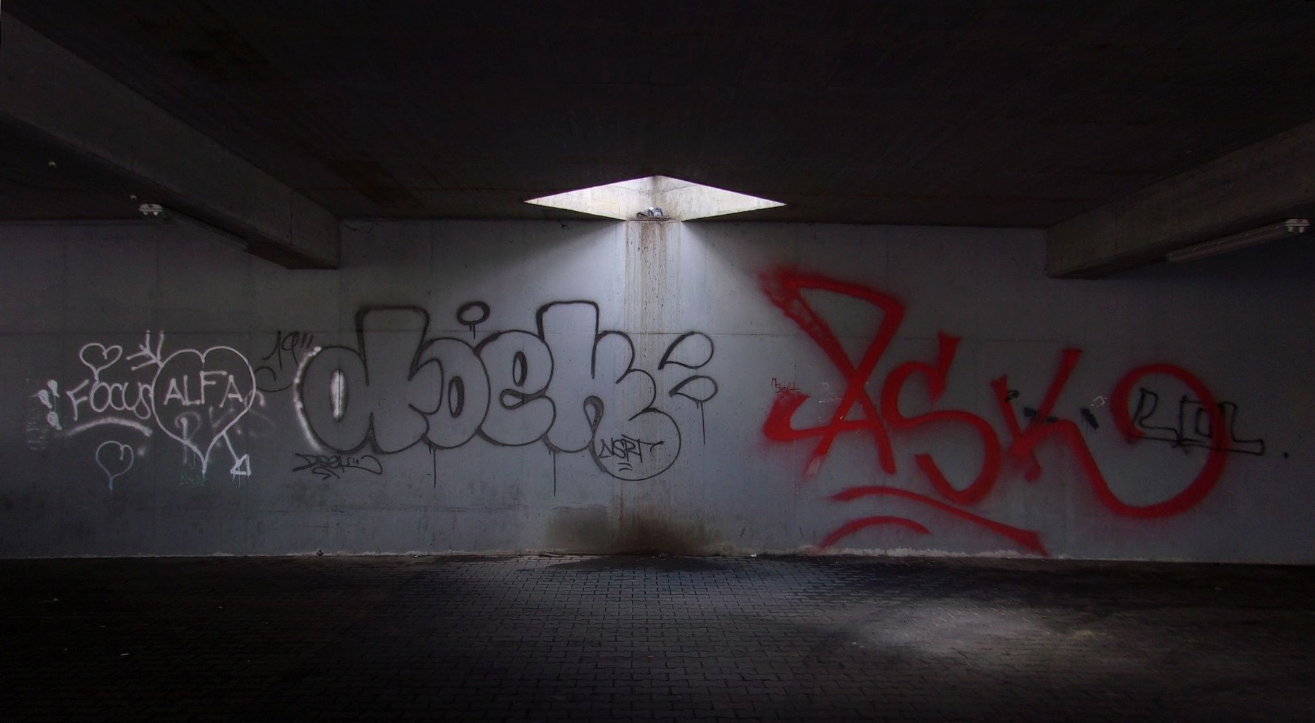 Graffiti Normal Regular photos - Graffitti, street art on Photography-universe - DeviantArt