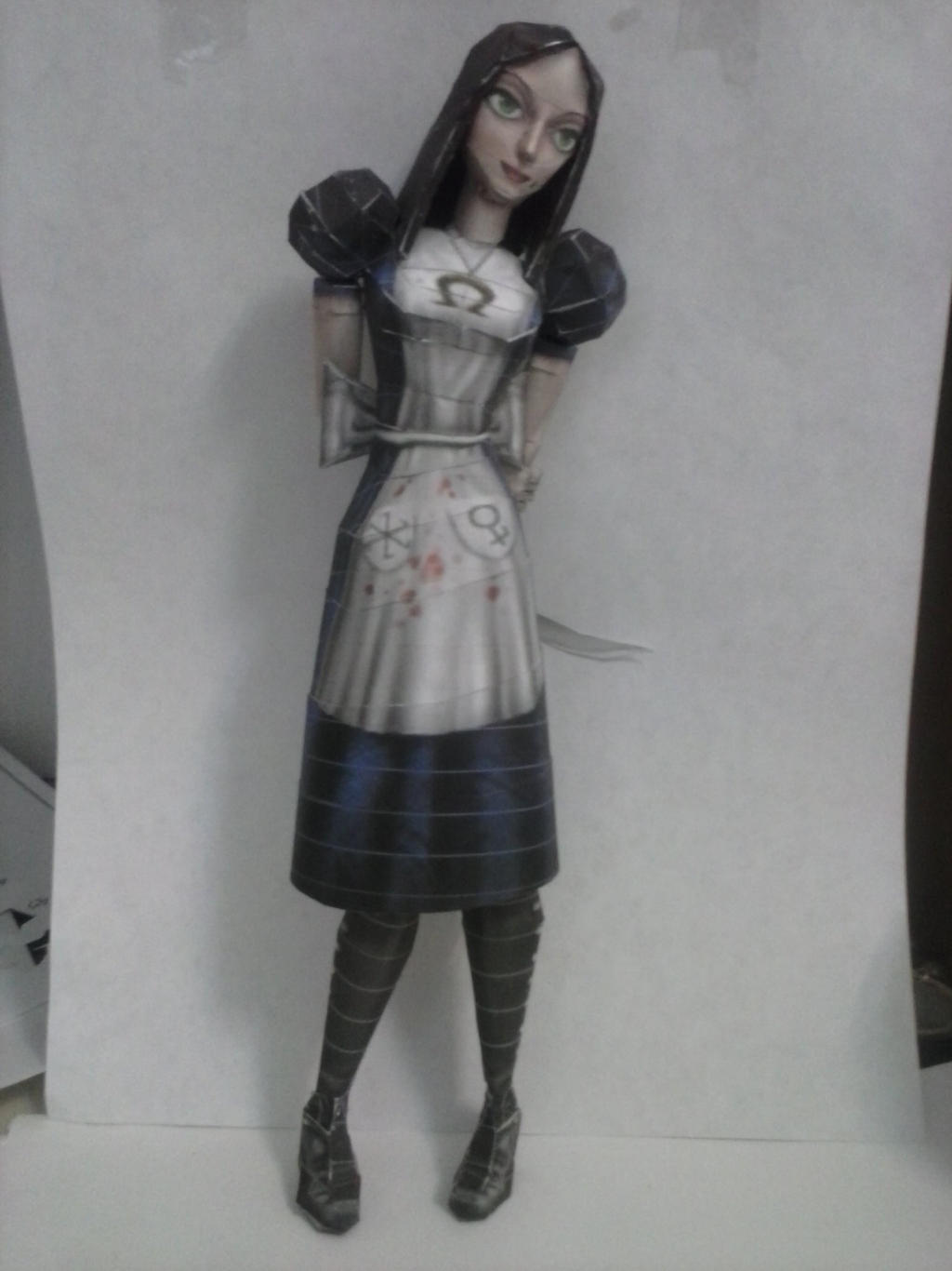 American McGee Alice - Papercraft