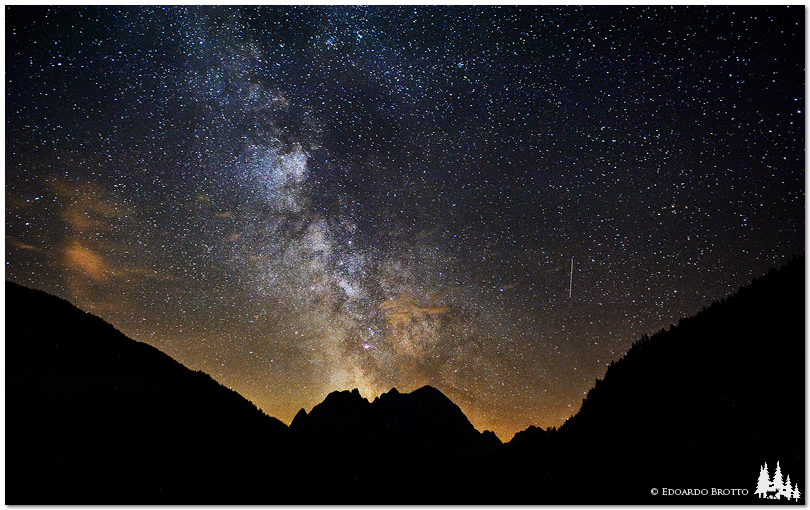 Milky Way and falling star