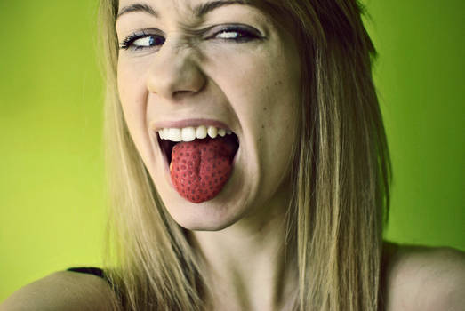 strawberrytongue