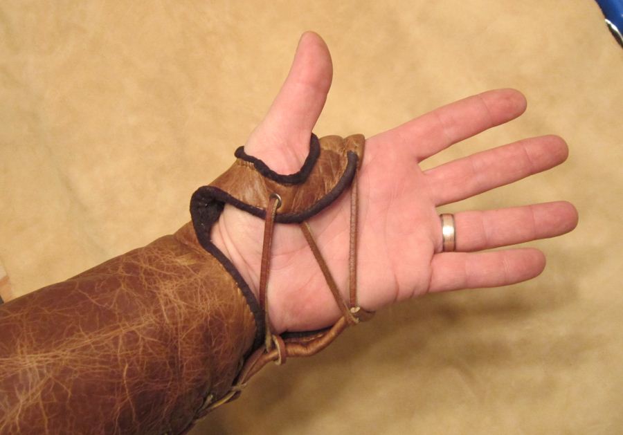 Handbracer Palm Resize