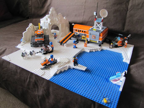 LEGO Arctic Base Camp