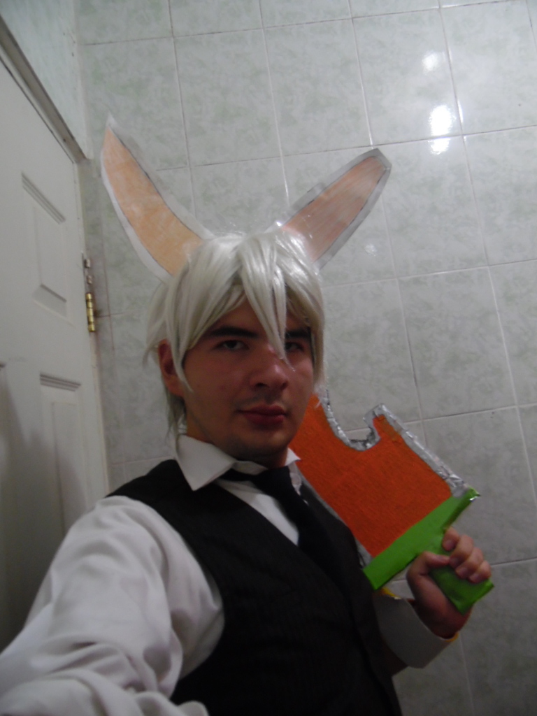 Cosplay Closet: Battle Bunny Riven— The Sword