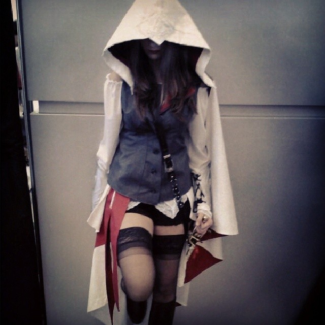 Assassin's Creed III Female Cosplay by GiorgiaSanny on DeviantArt