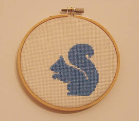 cross stitch squirrel silhouette