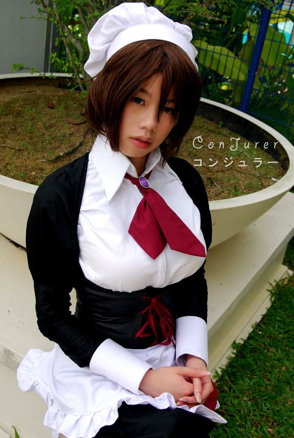 Shannon Cosplay Sitting