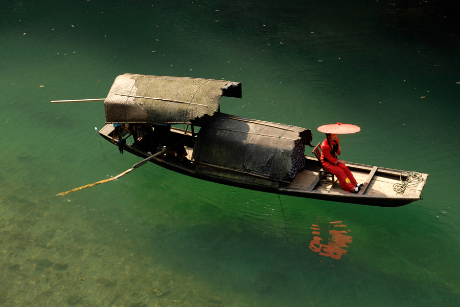 Traditional Chinese boat 1