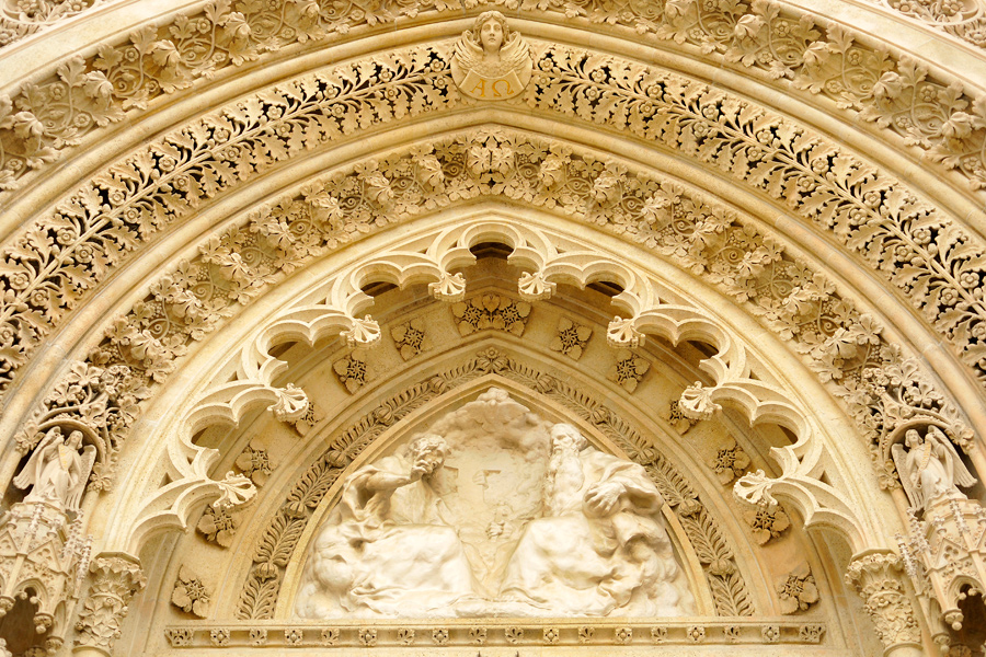 Zagreb Cathedral exterior detail 1