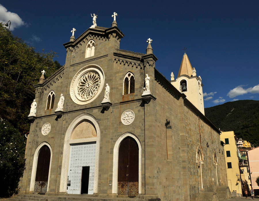 Riomaggiore church 1