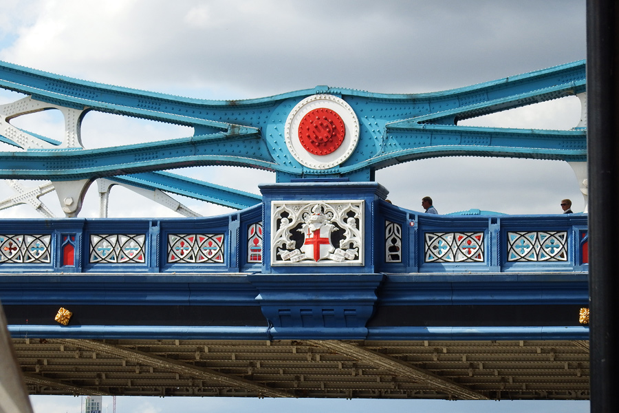 Tower Bridge detail 1 - London 2014