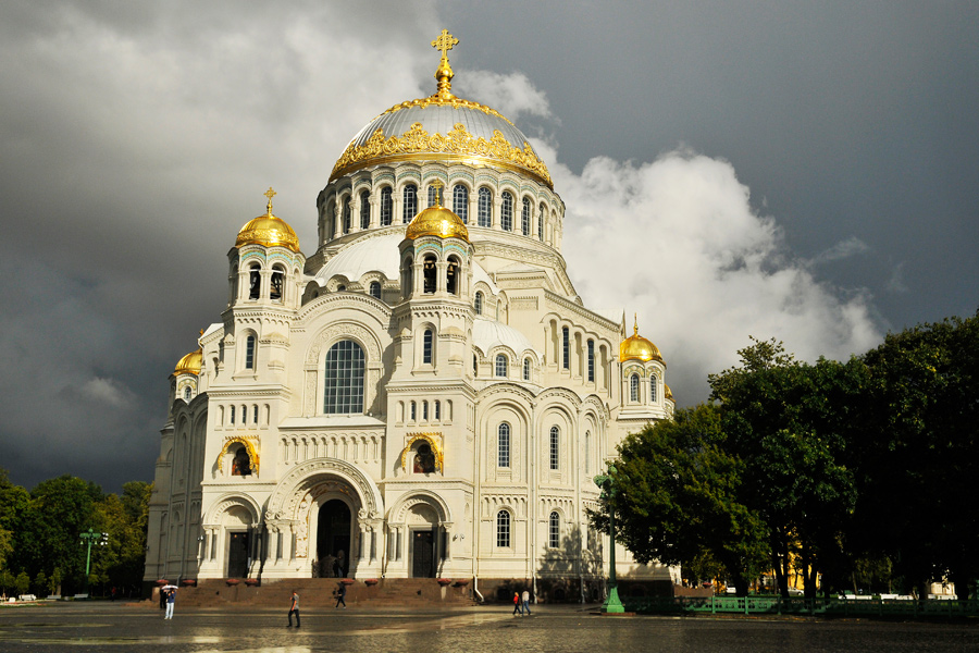 Kronstadt Cathedral after rain