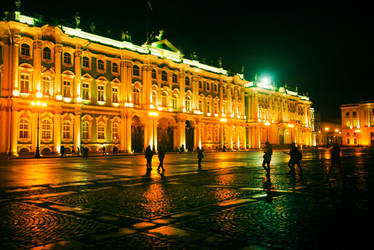 St Petersurg Winter Palace by night 1 - 2016