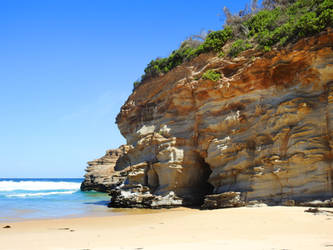 Ghosties Beach cave entrance - NSW