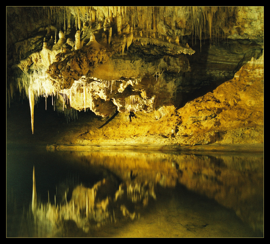 Lake Cave 2