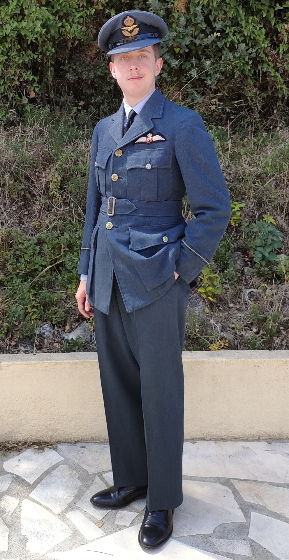 WW2 Royal Air Force (RAF) pilot in service dress by garde-chiourme on ...