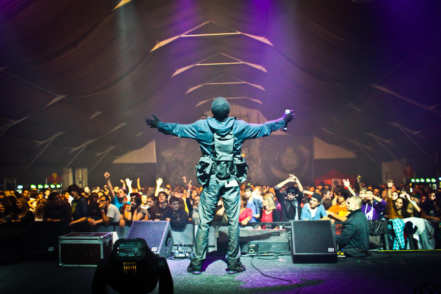 Engine Earz Experiment Live by PhotographyAndFido on DeviantArt