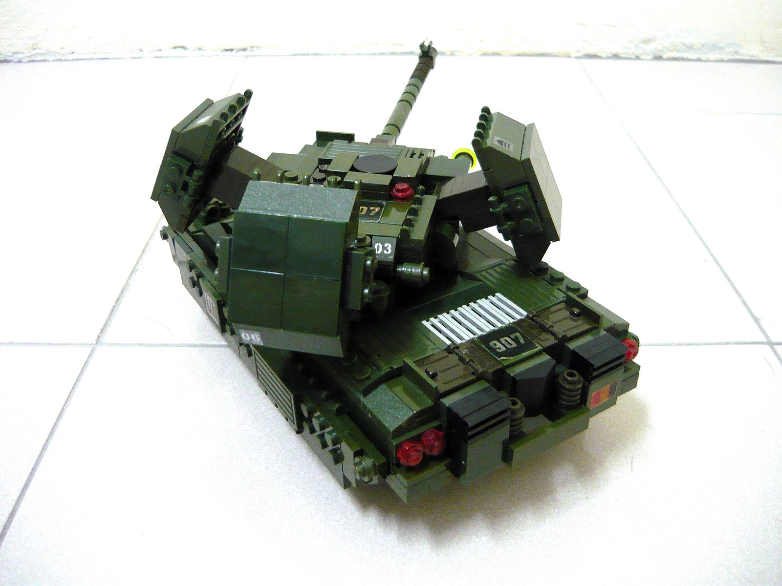 Lego Mirage Tank (RA2) 5