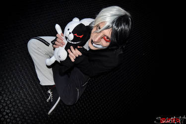 Monokuma cosplay complete