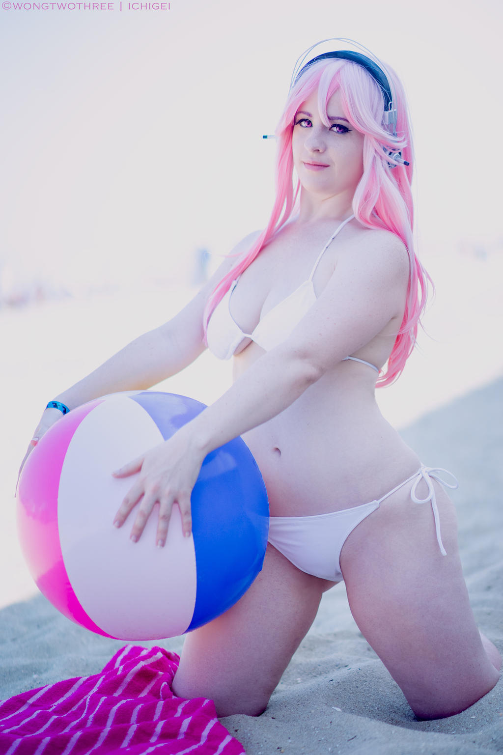 Super Sonico - White Bikini