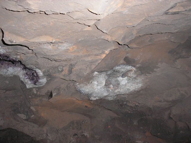 Iguazu Falls 34 - cristal rock