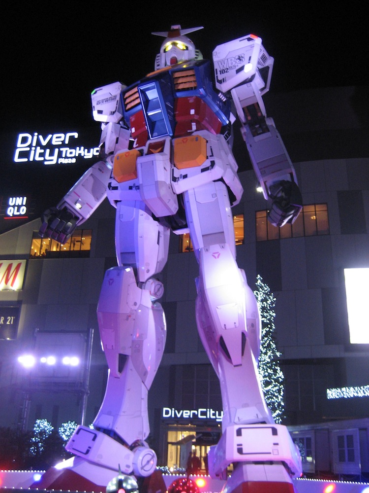 Gundam Night Shot