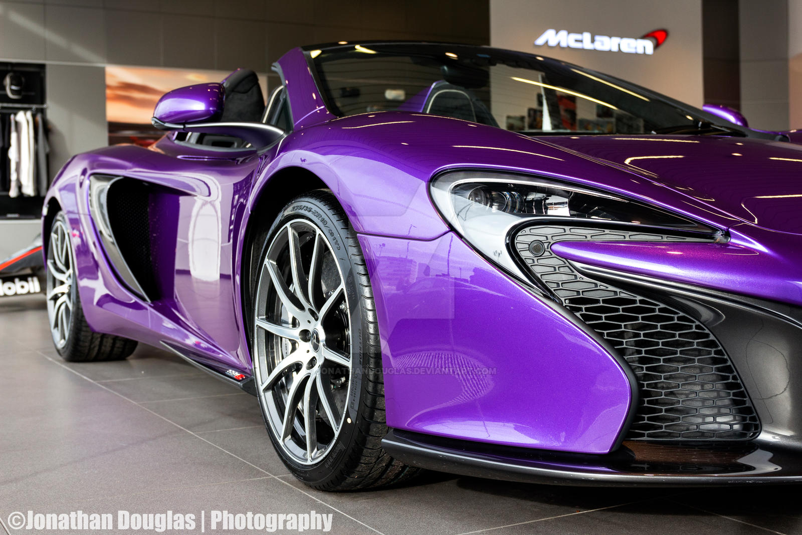 MCLAREN 720s Purple