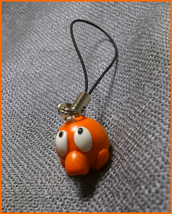 Q-Bert Phonestrap