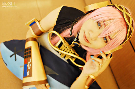 Vocaloid: Luka with Tuna