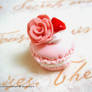 Macaron with rose