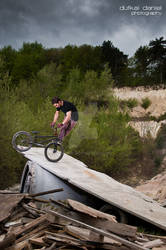 footjam tailwhip